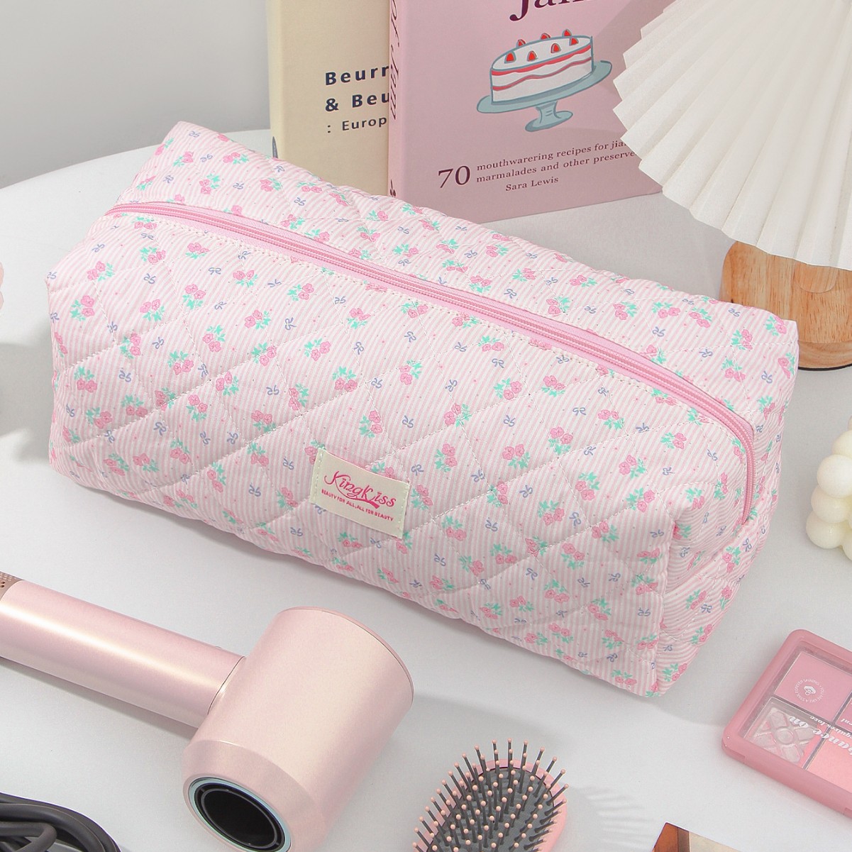 0618fa78-066b-412e-95f3-304e68e5fcbb High-Capacity Portable Travel Hair Dryer Storage Bag - View 4