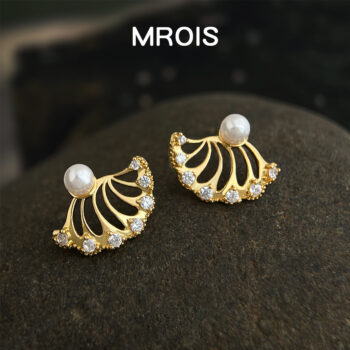 Silver Needle Hollow Swing Pearl Earrings - View 1