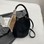 c1dc2e1f-85fe-477b-81ec-51dc4f39589d