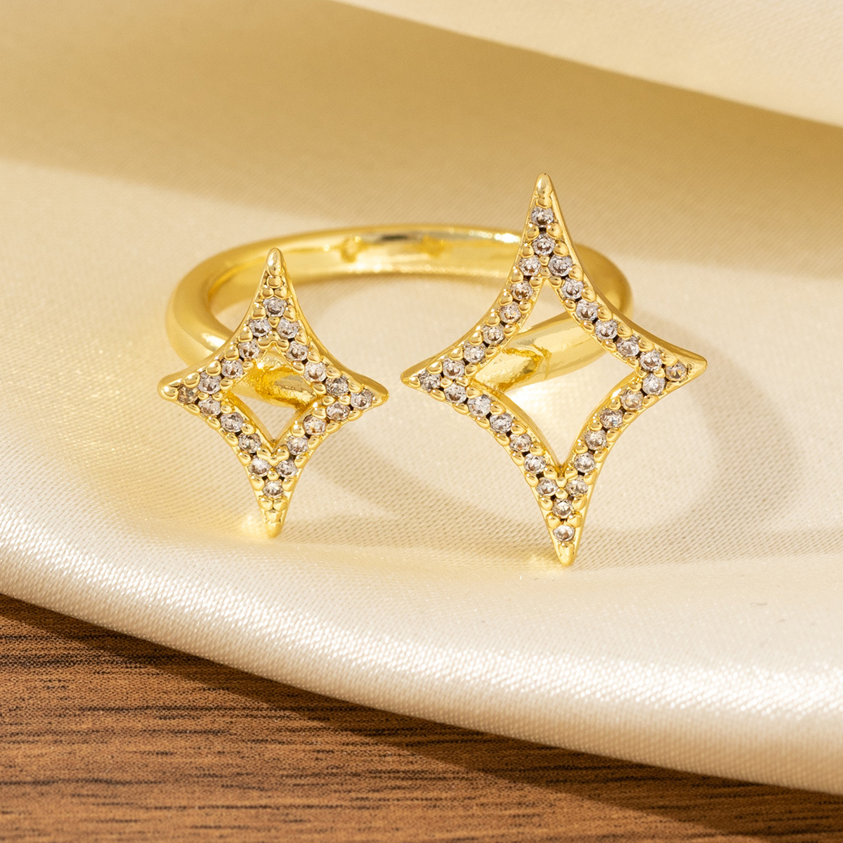 06d034b4-7bfe-4b31-ab77-27f4980d1d95 Stylish And Sophisticated Asymmetric Diamond Ring - View 3