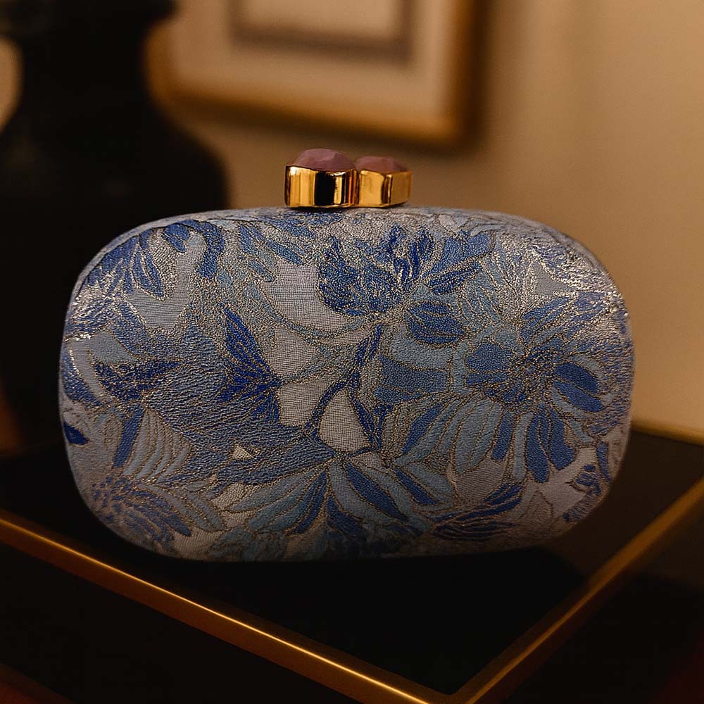 08503110-8030-490f-9f43-0ead8c90040d Ladies New Dinner Clutch - View 3