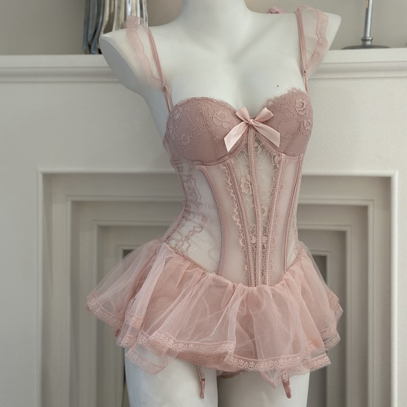 0deaf53c-11bf-43c3-90cd-ef57d8ede4f2.jpg vest-free puffy skirt