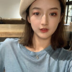 silver necklace - View 1