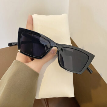 big box sunglasses - View 1