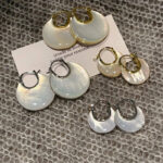 Natural Double-sided White Personalized Fashionable Commuting Earrings - View 1