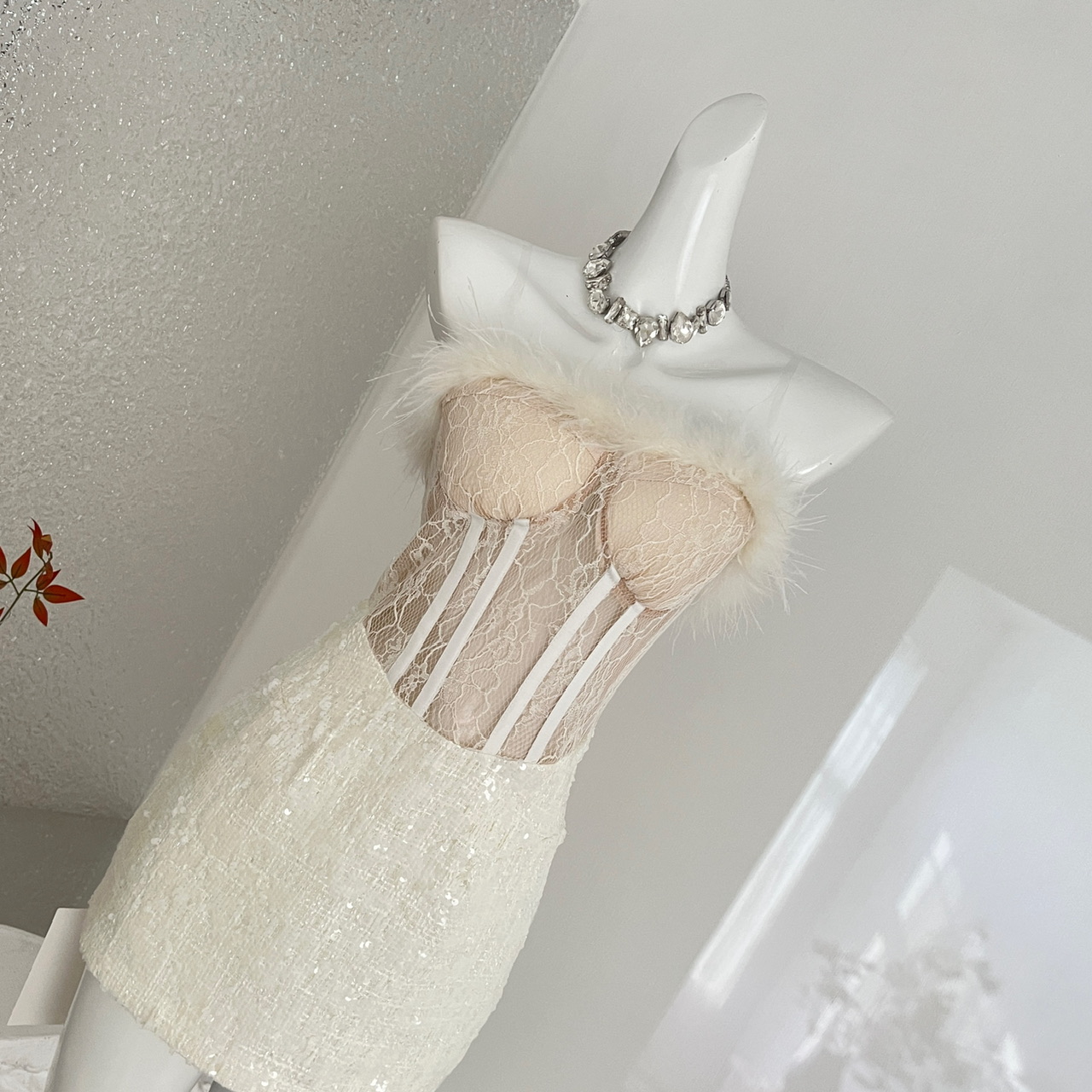 2e20333e-5ca8-4778-a3fc-25bb49281f4d.jpg dress