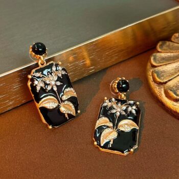 Black Enamel Gorgeous Retro Made Earrings - View 1