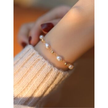 Natural Pearl Fairy-Chic Tiny Freshwater Pearl Bracelet - View 2