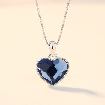 Crystal Pendant Fashionable Heart-shaped Collarbone Chain