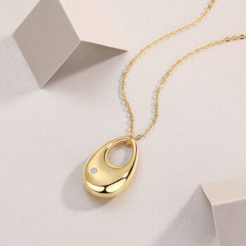 Evening Love - A Fashionable And Trendy Diamond Pendant Necklace Set With Moissanite S925 Sterling Silver And Gold Plating -