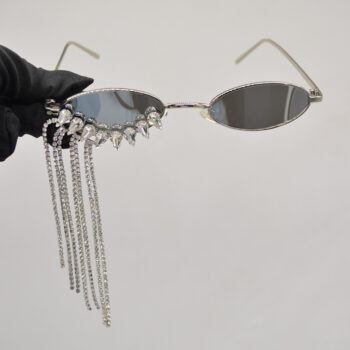 korean style glamorous Korean-style Luxury Glamorous Rhinestone-tasseled Sunglasses With A Niche Designer-inspired Look