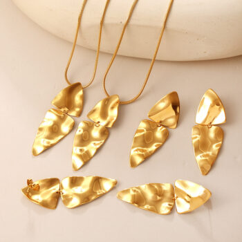 Sleek And Stylish Earrings For Women - View 1