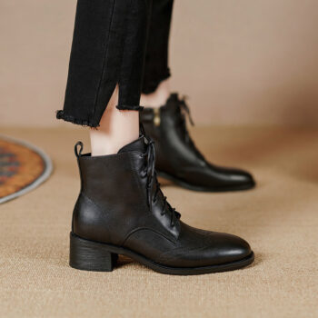 retro-style leather ankle