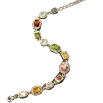 New Retro Light-Luxury Geometric Bracelet With Colorful Diamond Inlays - View 2