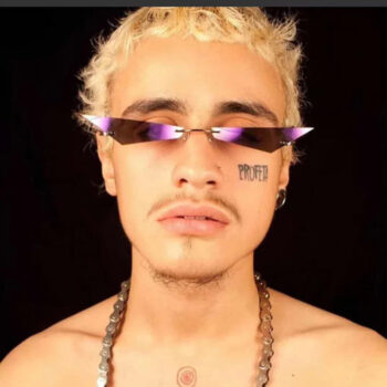 small frame cat - View 1