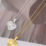 silver necklace - View 1