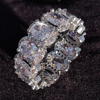 zircon ring Ring With Ultrasparkling Oval Zircon Inlay