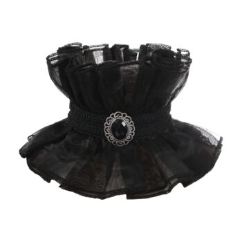 court-style faux collar