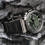 stainless steel watch - View 1