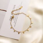 gold necklace Titanium Steel Non-fading Geometric Collarbone Chain 18k Gold Water Drop Small Square Heart Necklace