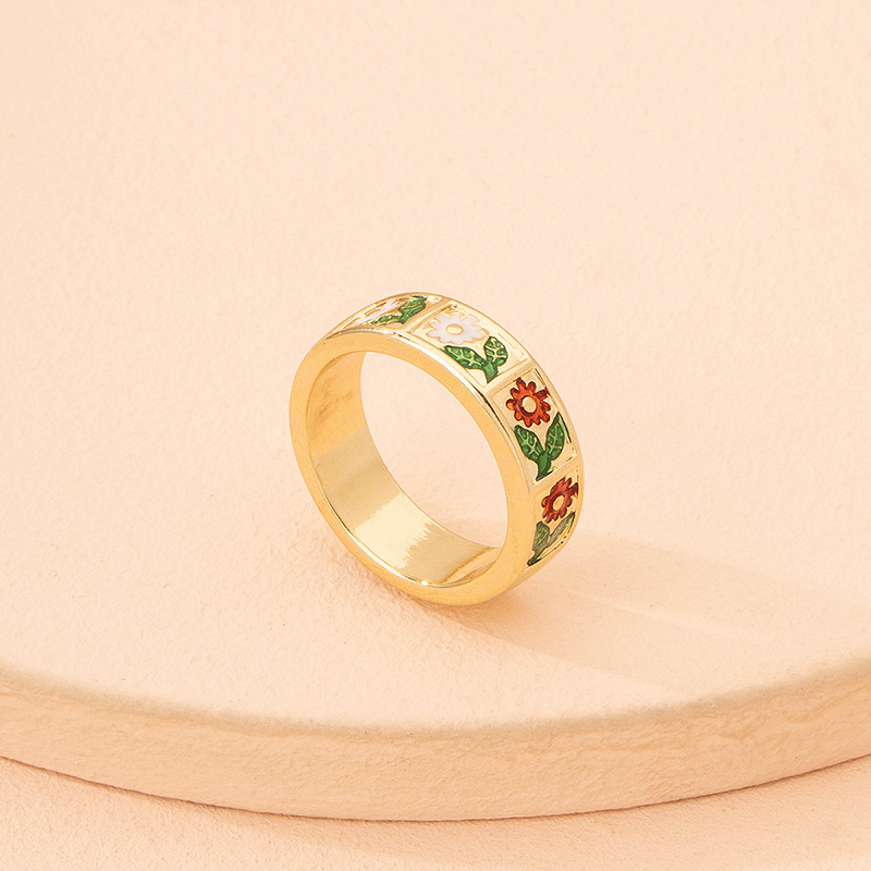 75edb49f-e9a9-4e52-bda9-bf374dc3a458 18K Gold Emerald Ring With Diamonds For Women - View 3