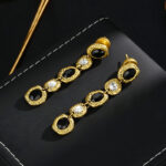 Elegant And Personalized Black Tassel Palace Style Earrings - View 1