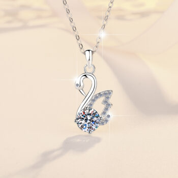 silver necklace - View 1