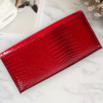 Patent Leather Crocodile Pattern Women's Wallet High-grade Red Lock Clutch - View 1