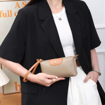 First Layer Women's Leather Handbag Large Capacity Clutch Phone Holder Handbag - View 1