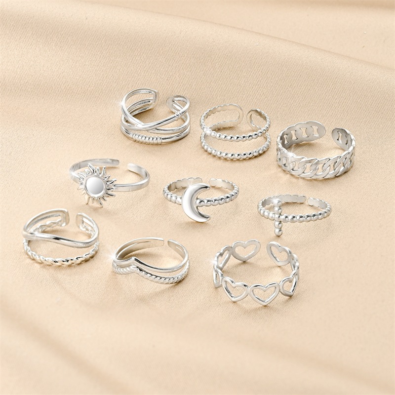 81c2f35d-6968-4241-934e-a931a5675164 Retro-style Titanium Steel Couple Rings - View 3