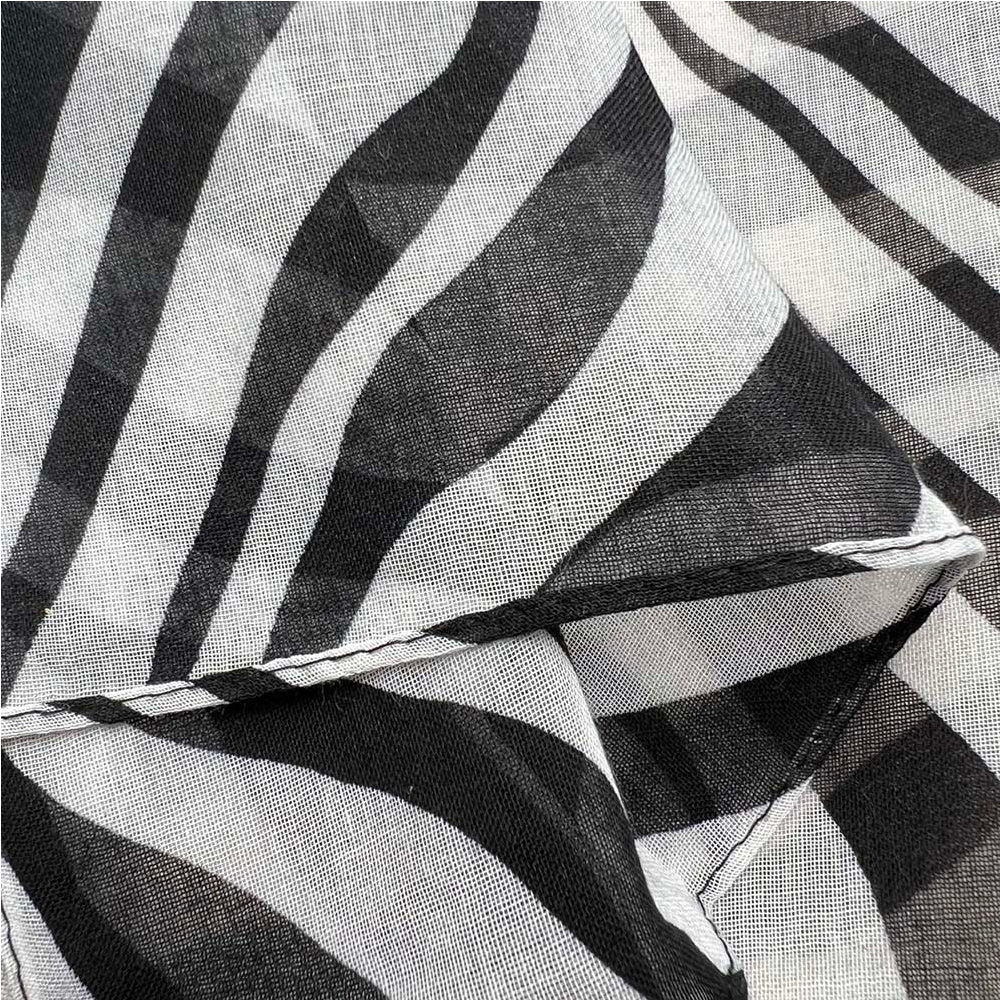829f649c-3381-4e71-9e9f-d8d31603fe46 Lightweight Sheer Scarf ,Black White Monochrome Geometric - View 4