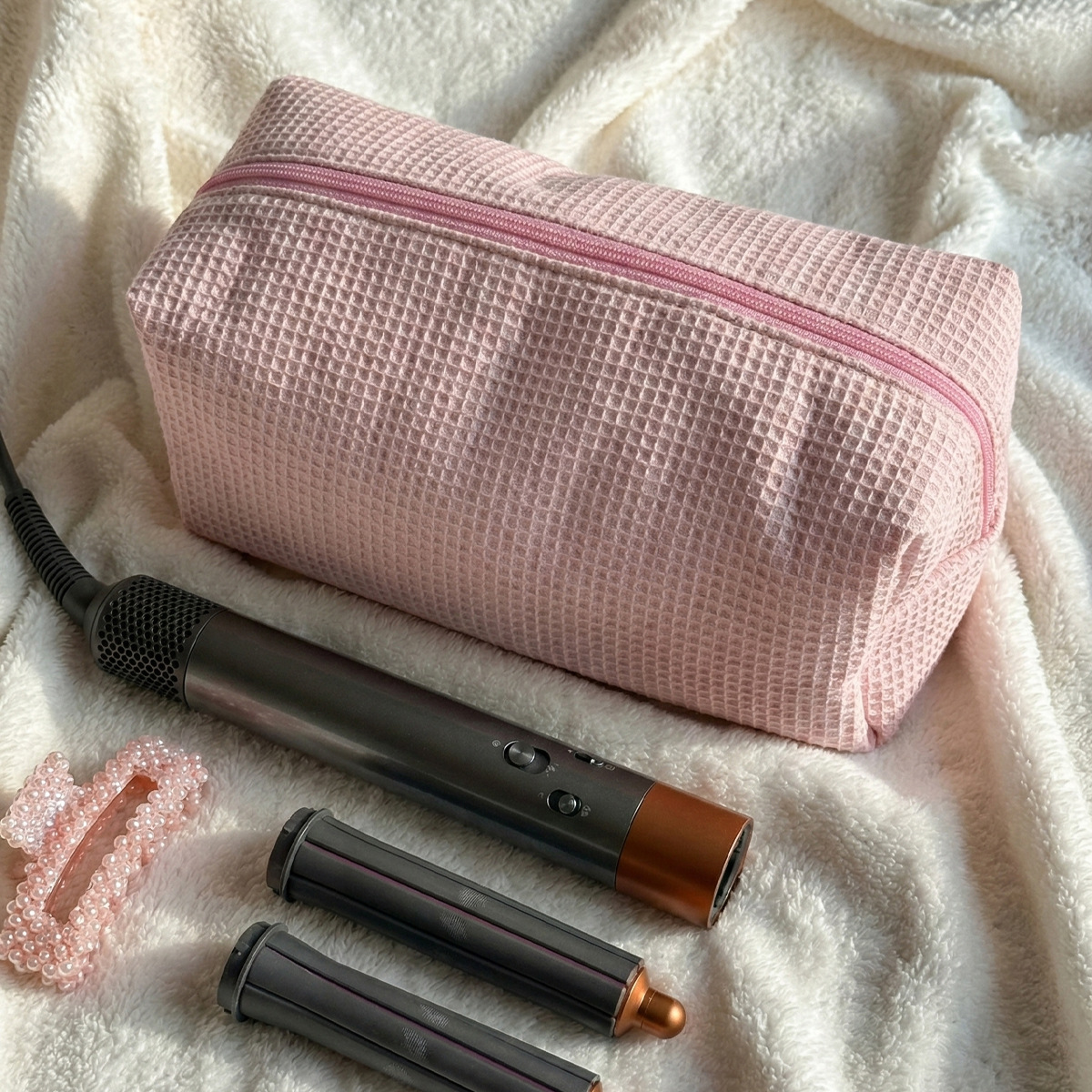 8680d68b-bdce-49e8-b93f-b120ed6c0d71 cotton lined large Simple Cotton-Lined Large Capacity Hair Dryer Storage Bag For Makeup