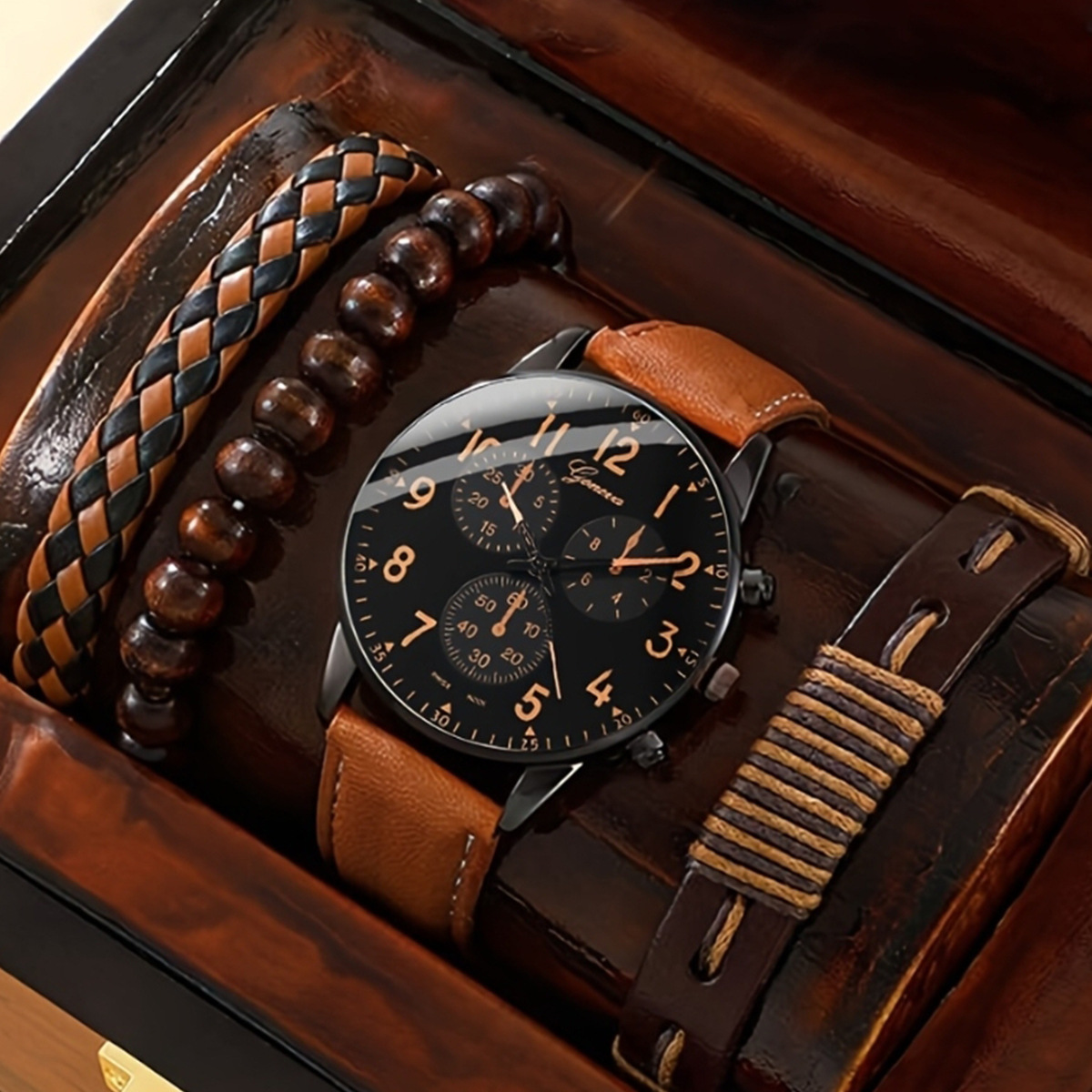 88b7c417-e7a7-4e73-afbf-f915fe1401b9 Belt Quartz Watch With Woven Bracelet - View 1