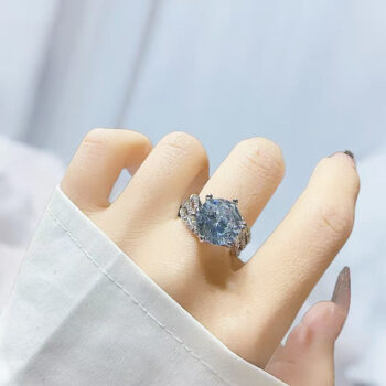 Women's Crystal-Encrusted Ring & Couple Rings Light Luxury, High-End, Ultra-Shiny, Fashionable & Elegant Niche Versatile Ban