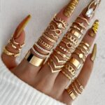 diamond ring 30Pcs Women's Punk Vintage Stackable Ring Set, Casual Geometric Wave Heart Shapes, Inlaid Faux Diamond & Pearl,