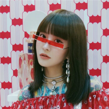 small frame one - View 1