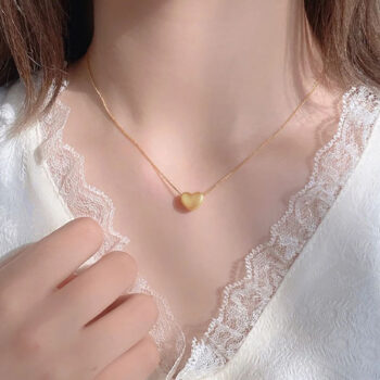 gold necklace - View 1