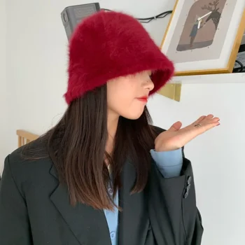 2020 Hat winter women's fashion Solid color rabbit fur hat - View 2