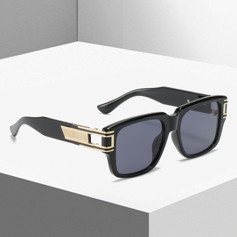 b4afb954-8f88-48ac-be25-51121be75b86 box sunglasses protection - View 1