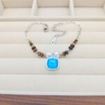 gold bracelet - View 1