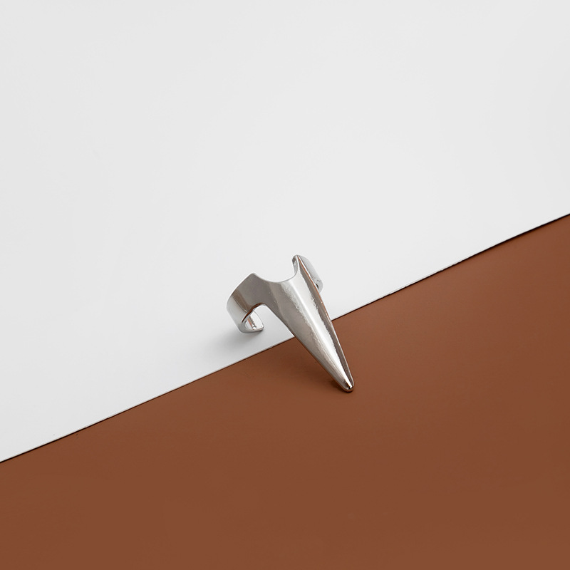 c8347ffc-1abf-46cd-8e89-710f7e00f1dc 1PC Wolverine Style Ring, Oversized Long Band, Creative Geometric Design, Versatile Statement Ring - View 4