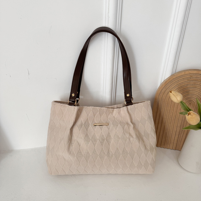 cbc864c7-9344-43c8-991f-966bac5fbb43 Casual Minimalist Stylish Tote Bag For Women - View 2