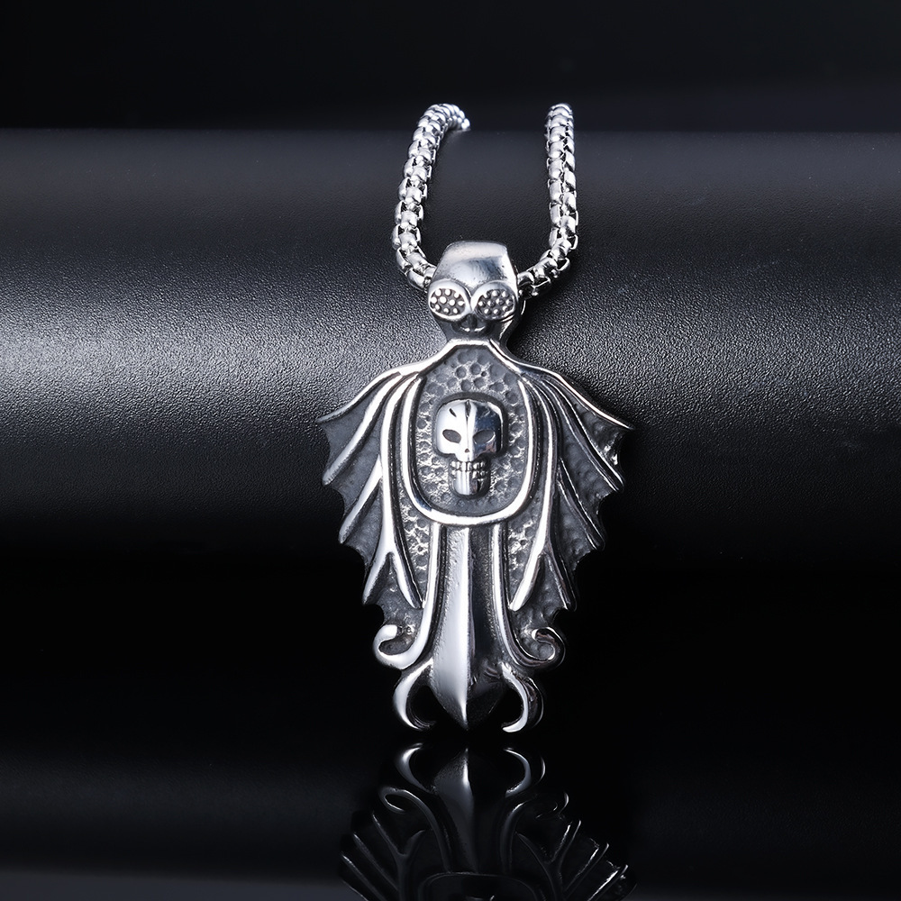 ce6b2011-9203-4592-b00e-a1bcbc01c93f pendant - View 1