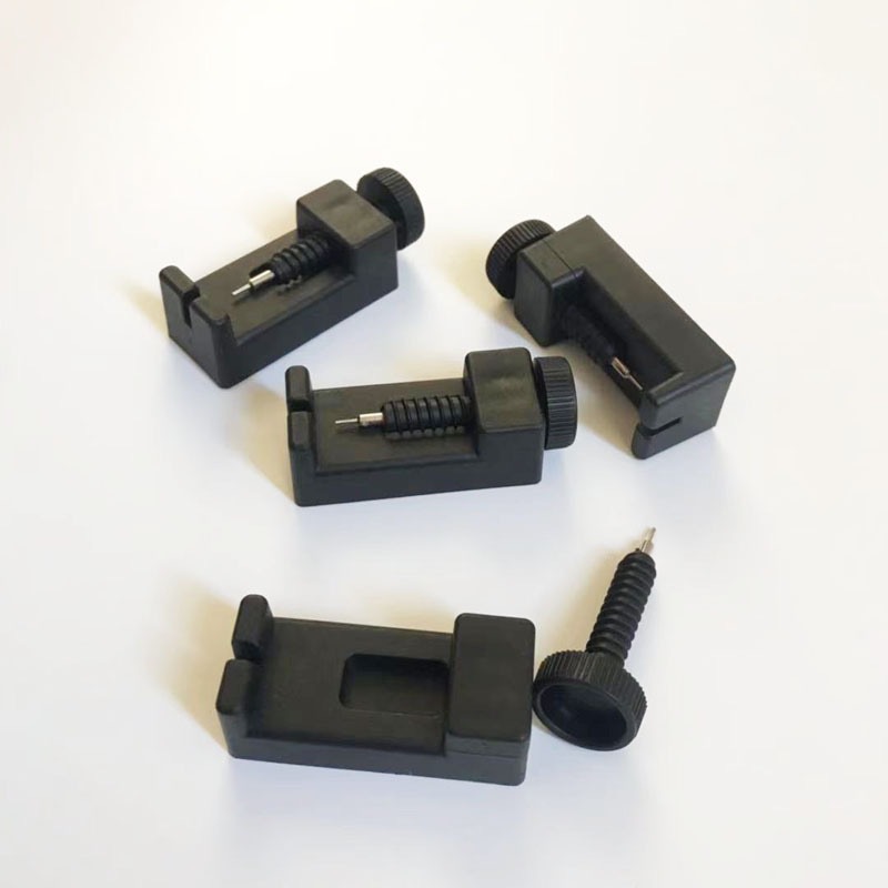 d520fa35-5002-414e-acb1-7201fda24876 tool watch strap - View 2