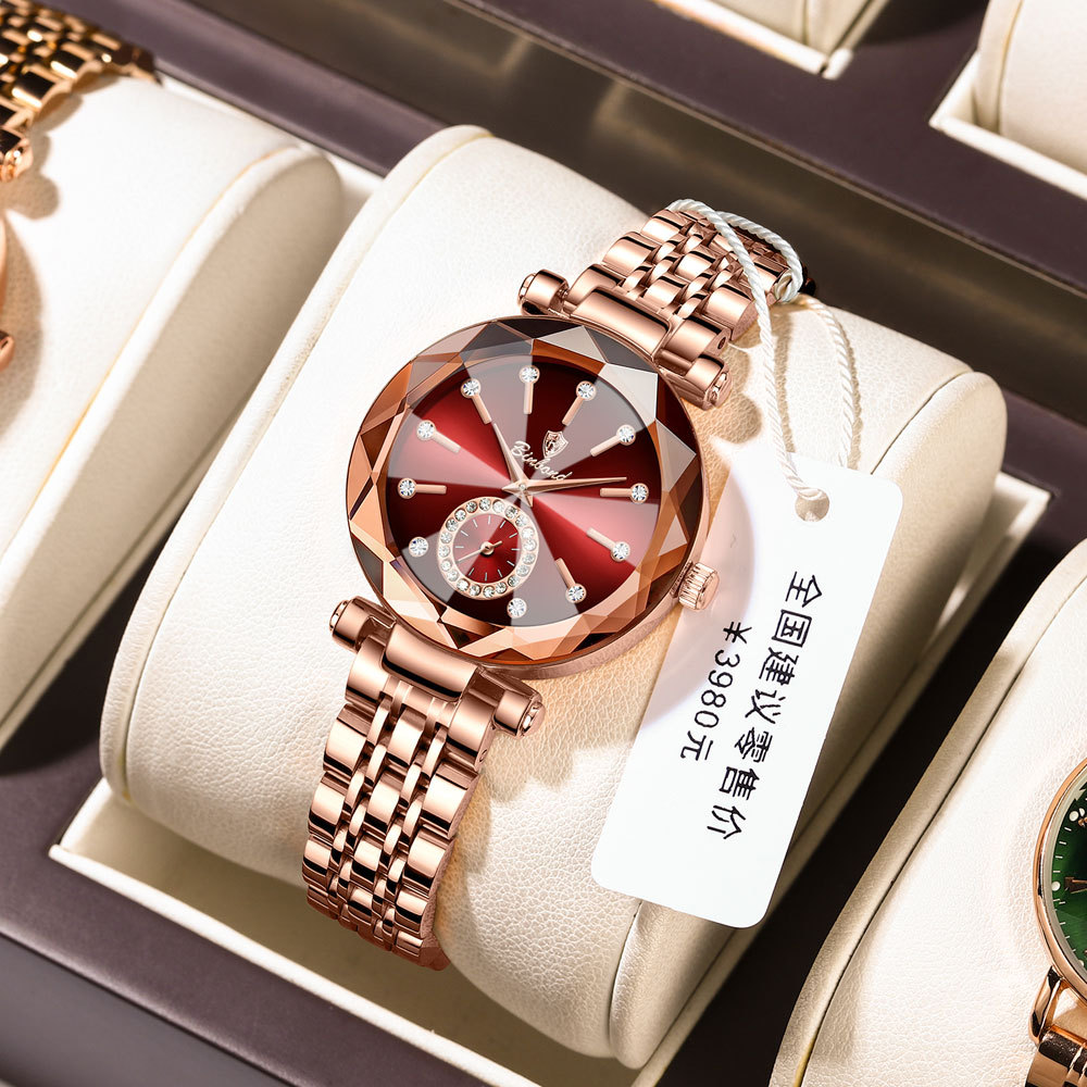 da5ce89c-d03f-4259-ad1e-12b32a33e521 diamond watch - View 1