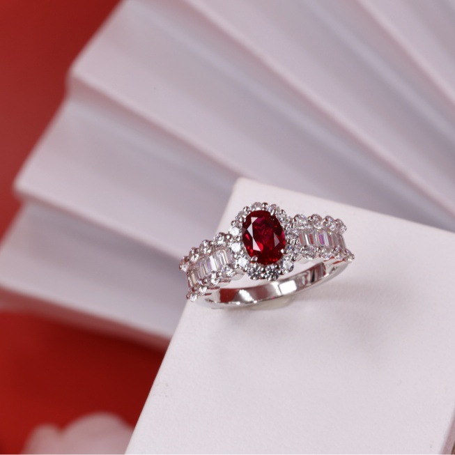 def80152-1e59-44d5-8949-e29563a513fa Vintage Elegant Ruby Pigeons Blood Red Ring For Women - View 5