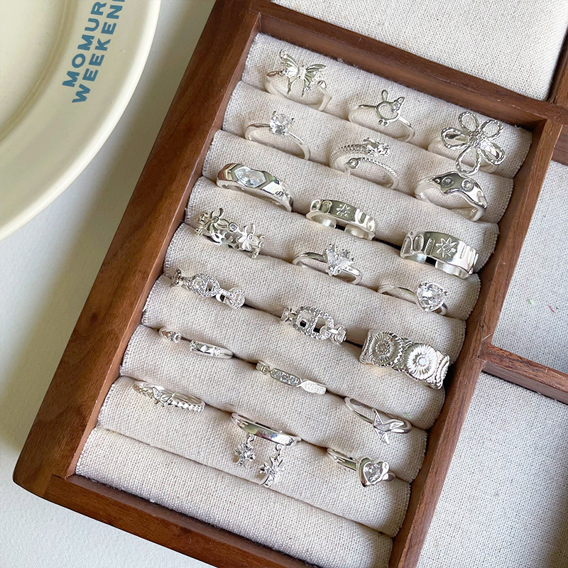 e5296d5b-9ae8-46f6-80e5-9d2f7d721010 Women's Subtle Design Light Luxury Fashion Openwork 925 Silver Ring - View 5