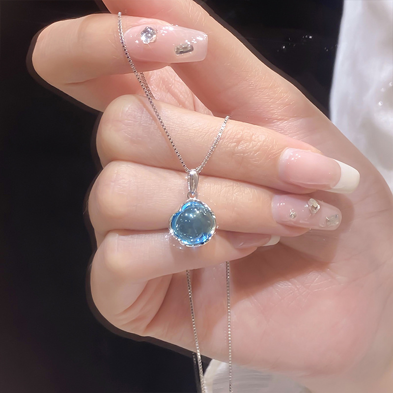 e76526db-8d21-439f-b3b9-897e3df79f4c Aquamarine Crystal Necklace For Women A Niche Delicate Collar-style Chain - View 3