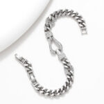 gold bracelet - View 1