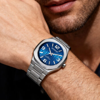 Mens Watch With Japanese Movement Non-mechanical Water-resistant - View 1